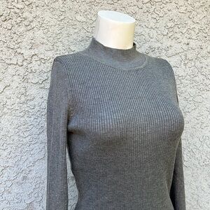 Cocovive Gray Long sleeve turtleneck ribbed knit sweater blouse stretchy women’s